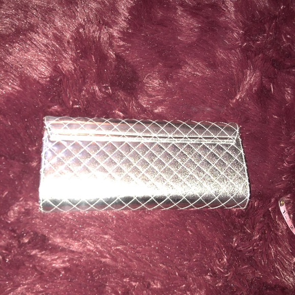 New Bebe - Picture 3 of 6